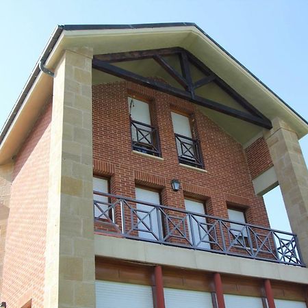 Preciosa Casa Independiente Con Piscina Cubierta Y Gran Jardin Privados Haro Bagian luar foto