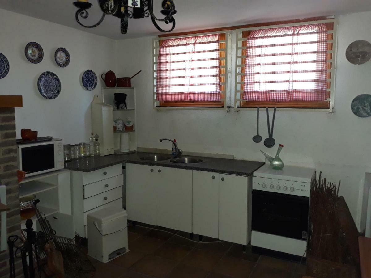 Preciosa Casa Independiente Con Piscina Cubierta Y Gran Jardin Privados Haro Bagian luar foto